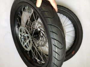 Колеса «SUPER MOTO» комплект SUR-RON Light bee